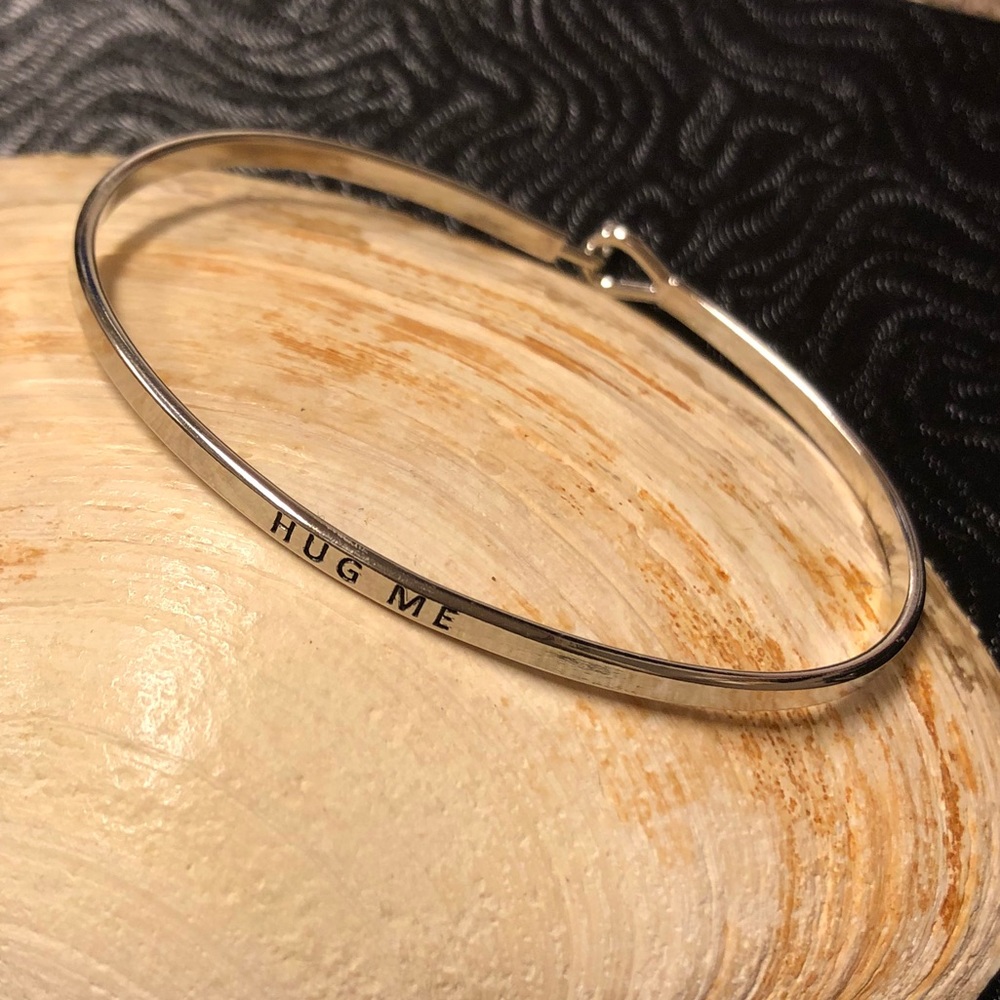 “HUG ME” Bracelet Brass Silver Plated